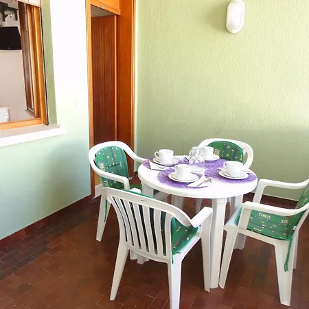 アパート Villaggio Azzurro ビビオーネ